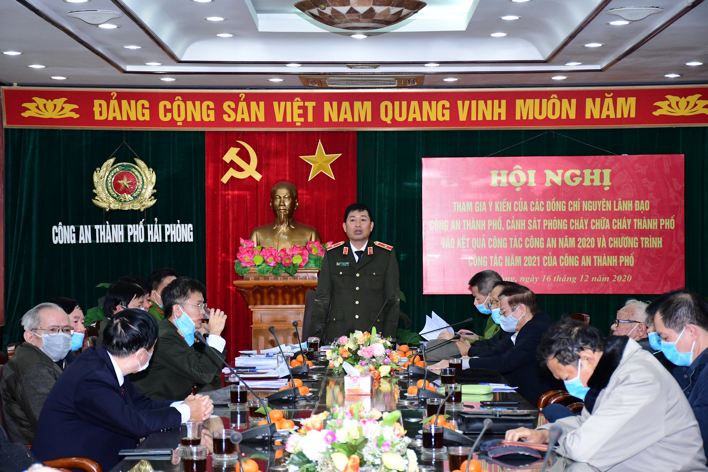 Lấy ý kiến tham gia vào báo cáo kết quả công tác năm 2020 và chương trình công tác năm 2021